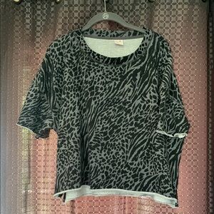 Secret Treasures Black and Gray Boxy Short Sleeve Tee